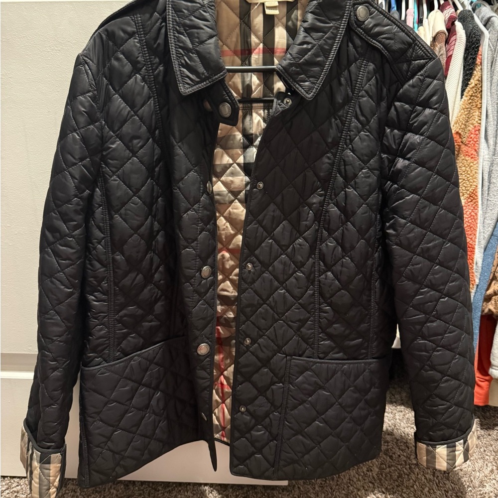Burberry Black Puffer Jacket with Quilted Design